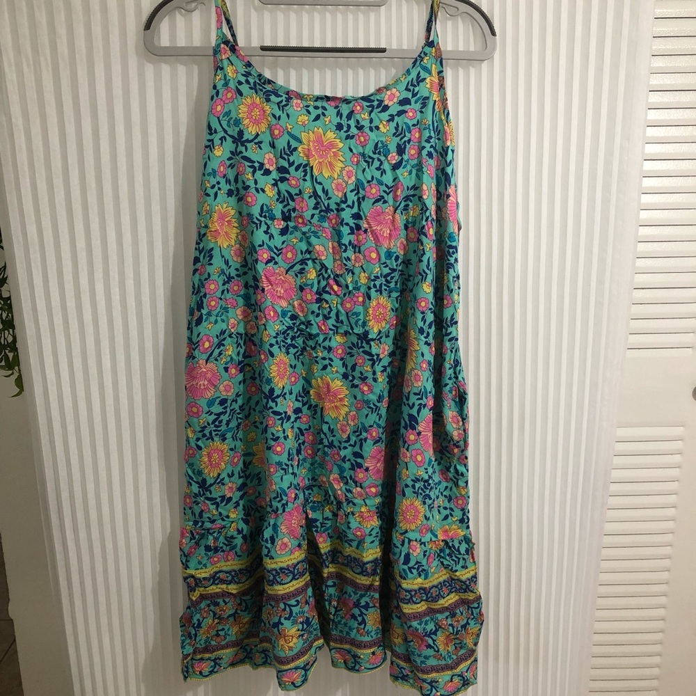 Women dress